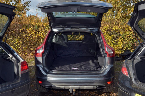 The 4x4 / Sports Utility Vehicle Mat with Black Mollies